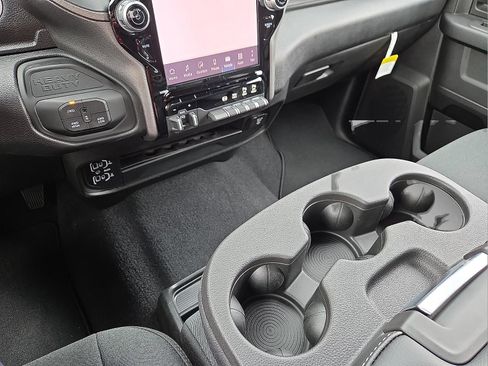 New 2026 RAM 2500 Tradesman AWD/4WD image 25