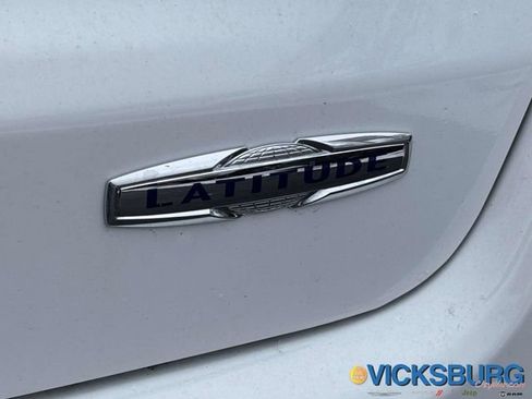 New 2026 Jeep Compass Latitude image 31