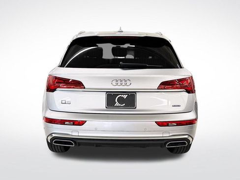 Certified 2023 Audi Q5 2.0T Premium w/ Convenience Package AWD/4WD image 4