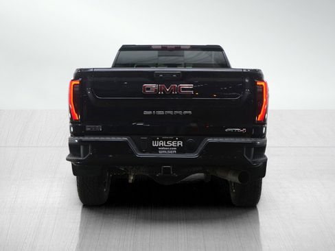 Used 2025 GMC Sierra 2500 AT4 w/ AT4 Premium Plus Package image 4