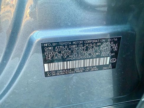 Used 2016 Lexus IS 300 AWD image 27