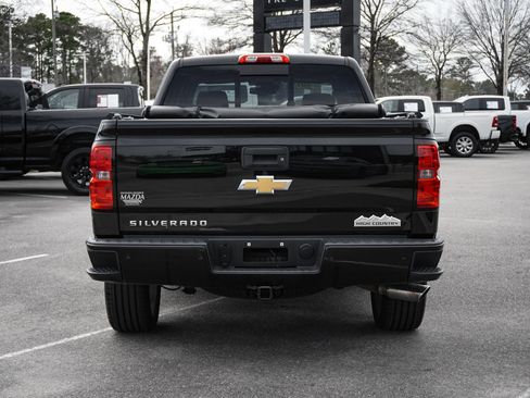 Used 2014 Chevrolet Silverado 1500 High Country w/ High Country Premium Package image 9