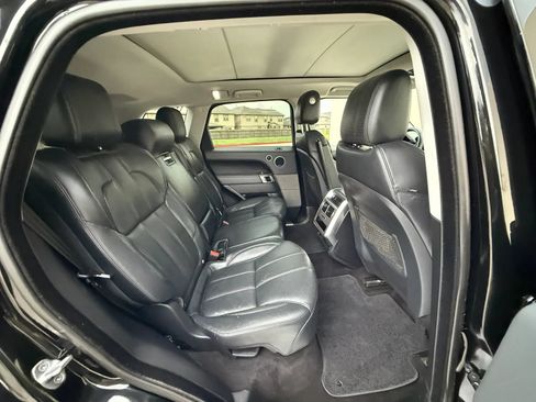 Used 2014 Land Rover Range Rover Sport HSE AWD/4WD image 16