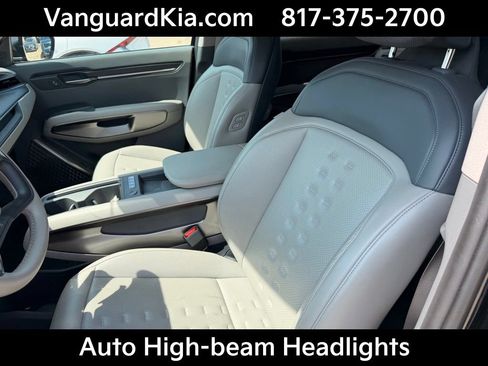Used 2024 Kia EV9 Wind AWD/4WD image 13