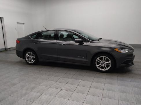 Used 2018 Ford Fusion S FWD image 11