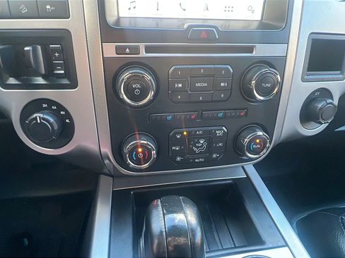 Used 2017 Ford Expedition XLT w/ Equipment Group 202A image 22