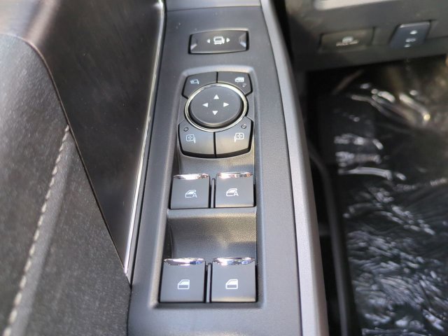 New 2026 Ford F250 Lariat w/ Black Appearance Package AWD/4WD image 25