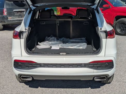 Certified 2025 Audi Q5 Premium w/ Convenience Package AWD/4WD image 20