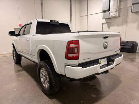 Used 2022 RAM 2500 Limited w/ Towing Technology Group image 7