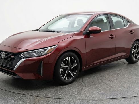Used 2025 Nissan Sentra SV FWD image 3