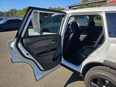 New 2026 Nissan Rogue Rock Creek image 18