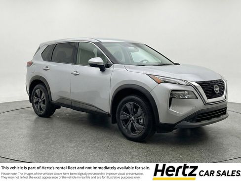 Used 2025 Nissan Rogue SV FWD image 1