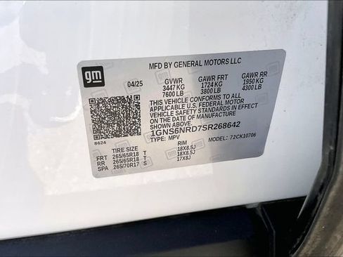 Used 2025 Chevrolet Tahoe LT AWD/4WD image 32