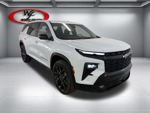 New 2026 Chevrolet Traverse RS image 3