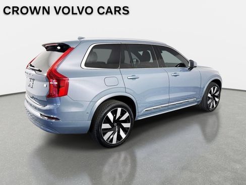 Used 2023 Volvo XC90 T8 Ultimate w/ Lounge Package AWD/4WD image 6