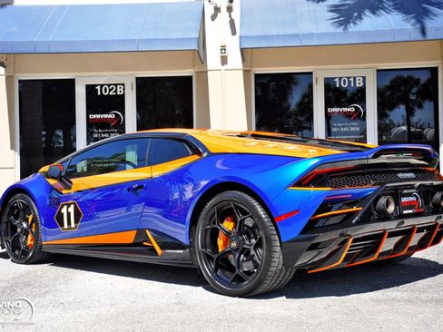 Used 2020 Lamborghini Huracan EVO AWD/4WD image 39