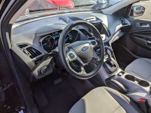 Used 2015 Ford Escape SE w/ Equipment Group 201A image 12