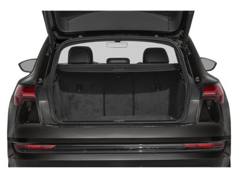 Used 2023 Audi e-tron Chronos w/ Chronos Package image 11