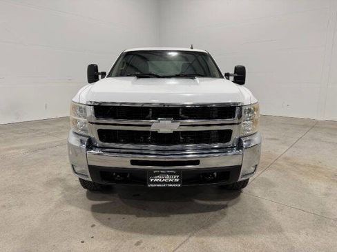 Used 2007 Chevrolet Silverado 2500 LT w/ 2LT Convenience Package image 3