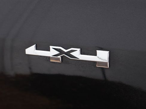 Used 2016 GMC Canyon SLE w/ SLE Convenience Package image 18