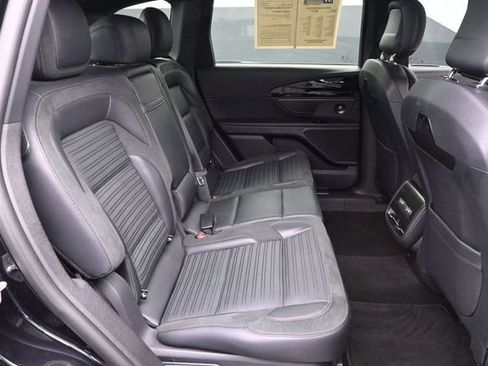 Used 2024 Lincoln Nautilus Reserve w/ Equipment Group 202A AWD/4WD image 31