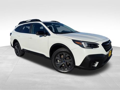 Used 2020 Subaru Outback Onyx Edition XT image 1