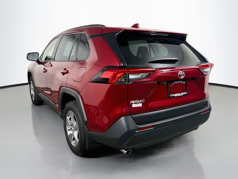 Used 2025 Toyota RAV4 LE AWD/4WD image 8