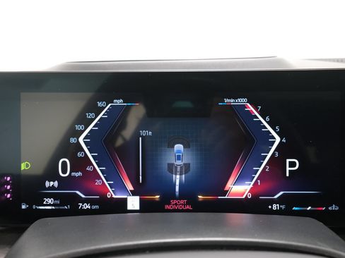 Used 2026 BMW X5 xDrive40i w/ M Sport Package AWD/4WD image 15