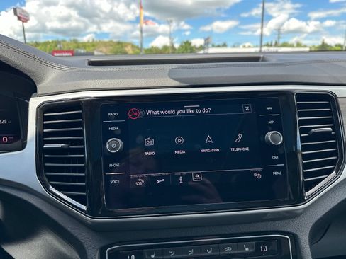 Certified 2023 Volkswagen Atlas SEL AWD/4WD image 66