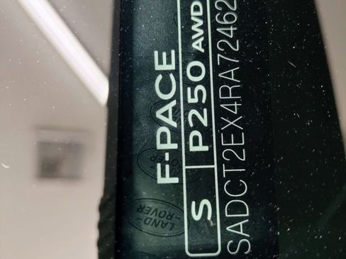 Used 2024 Jaguar F-PACE R-Dynamic S image 35