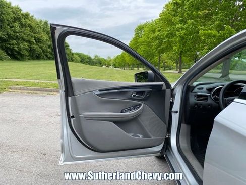 Used 2019 Chevrolet Impala LS FWD image 12