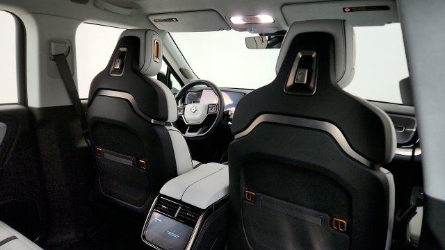 Used 2023 Rivian R1S Adventure Quad AWD/4WD image 40