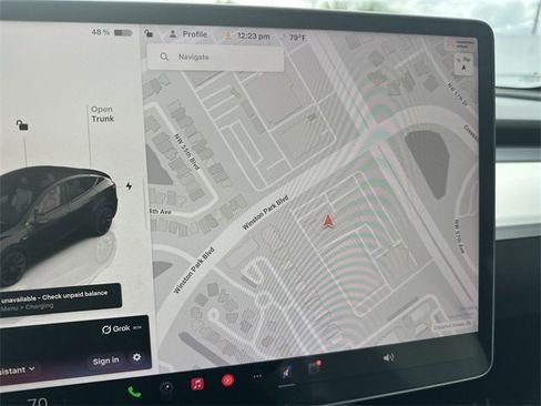 Used 2022 Tesla Model Y Long Range image 20