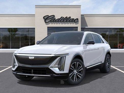 New 2027 Cadillac Lyriq Luxury RWD image 6