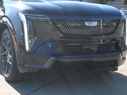 New 2026 Cadillac Escalade IQL Sport 1 w/ LPO, ONYX Package image 85