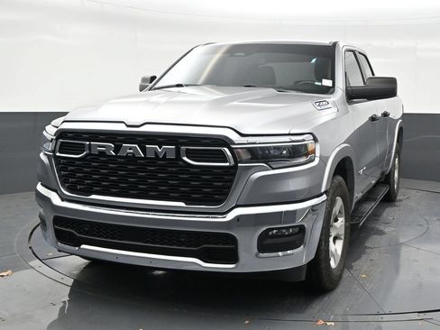 Used 2025 RAM 1500 Big Horn RWD image 8