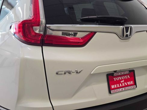 Used 2018 Honda CR-V Touring image 7