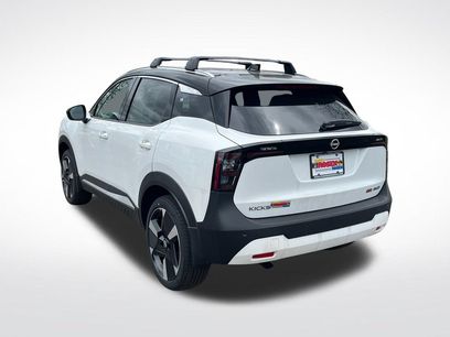 New 2026 Nissan Kicks SR w/ Illumination Package
