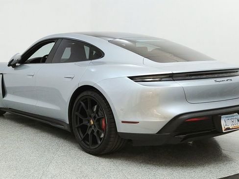 Used 2024 Porsche Taycan GTS image 3