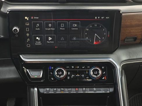 Used 2025 GMC Sierra 2500 Denali Ultimate image 14