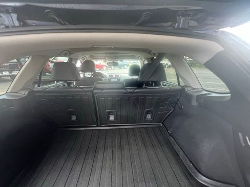 Used 2016 Subaru Outback 3.6R Limited image 38