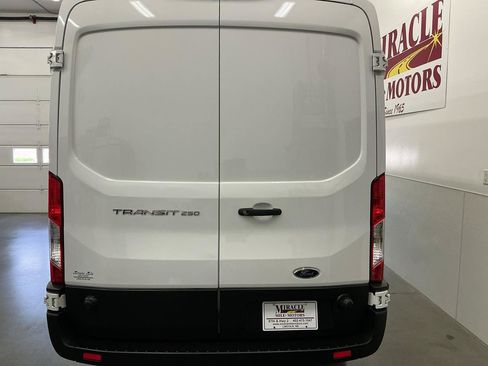Used 2024 Ford Transit 250 148 Medium Roof w/ Load Area Protection Package RWD image 5
