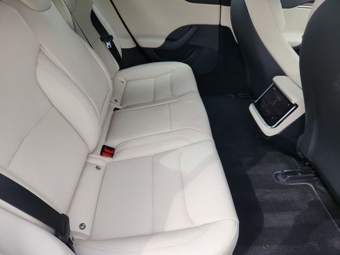 Used 2021 Tesla Model S Long Range image 27