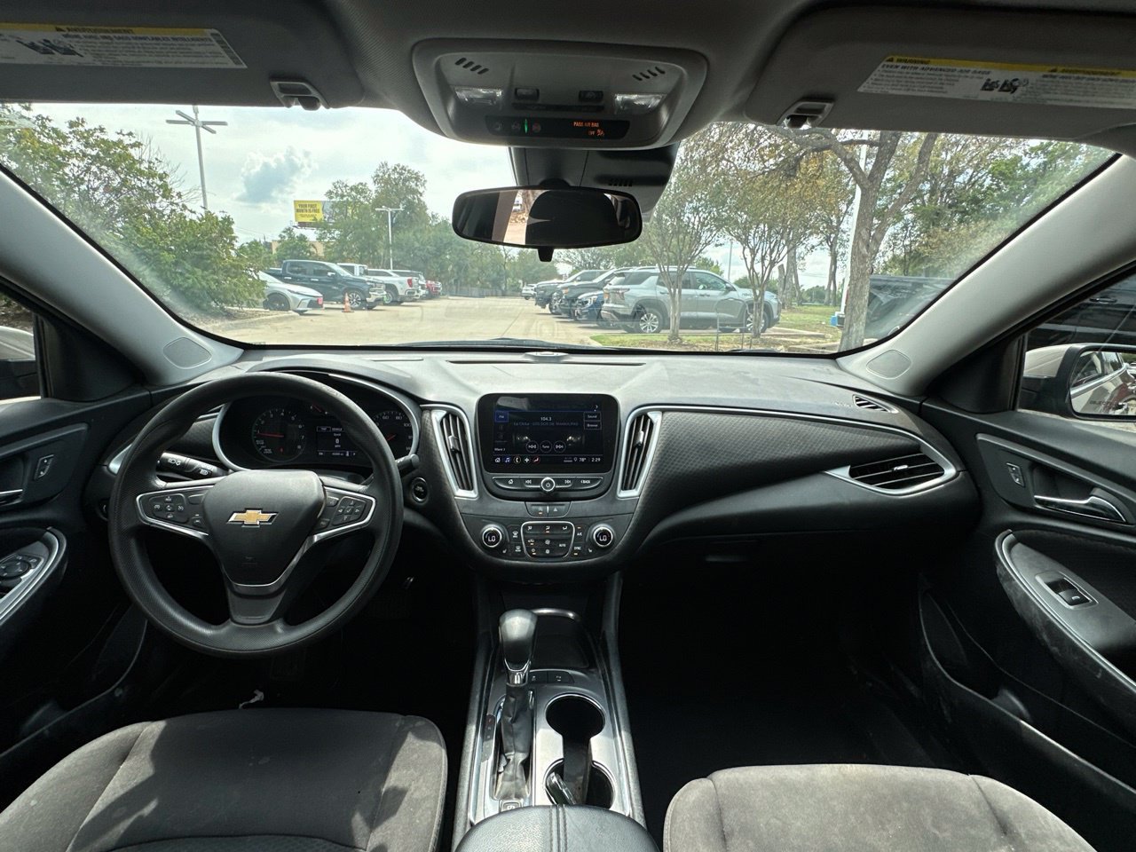 Used 2024 Chevrolet Malibu LT FWD image 12