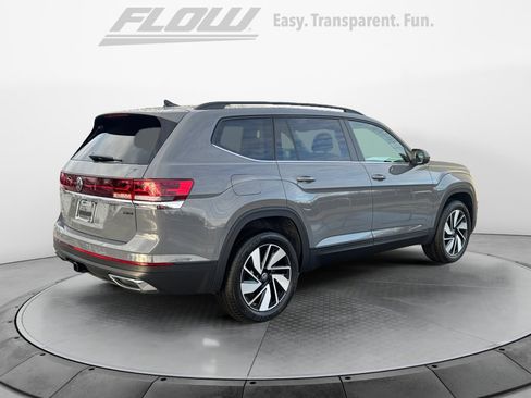 New 2026 Volkswagen Atlas SE image 7