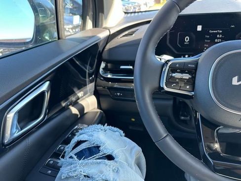 New 2026 Kia Carnival SX Prestige FWD image 43