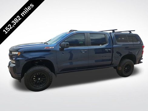 Used 2019 Chevrolet Silverado 1500 RST AWD/4WD image 3