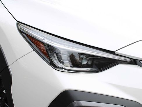 New 2025 Subaru Crosstrek 2.5i Limited w/ Crosstrek Mirror Package image 2