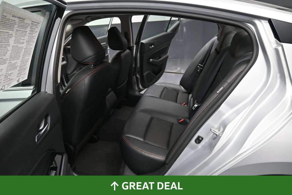 Used 2024 Nissan Altima 2.5 SR FWD image 27