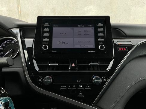 Used 2023 Toyota Camry LE image 24